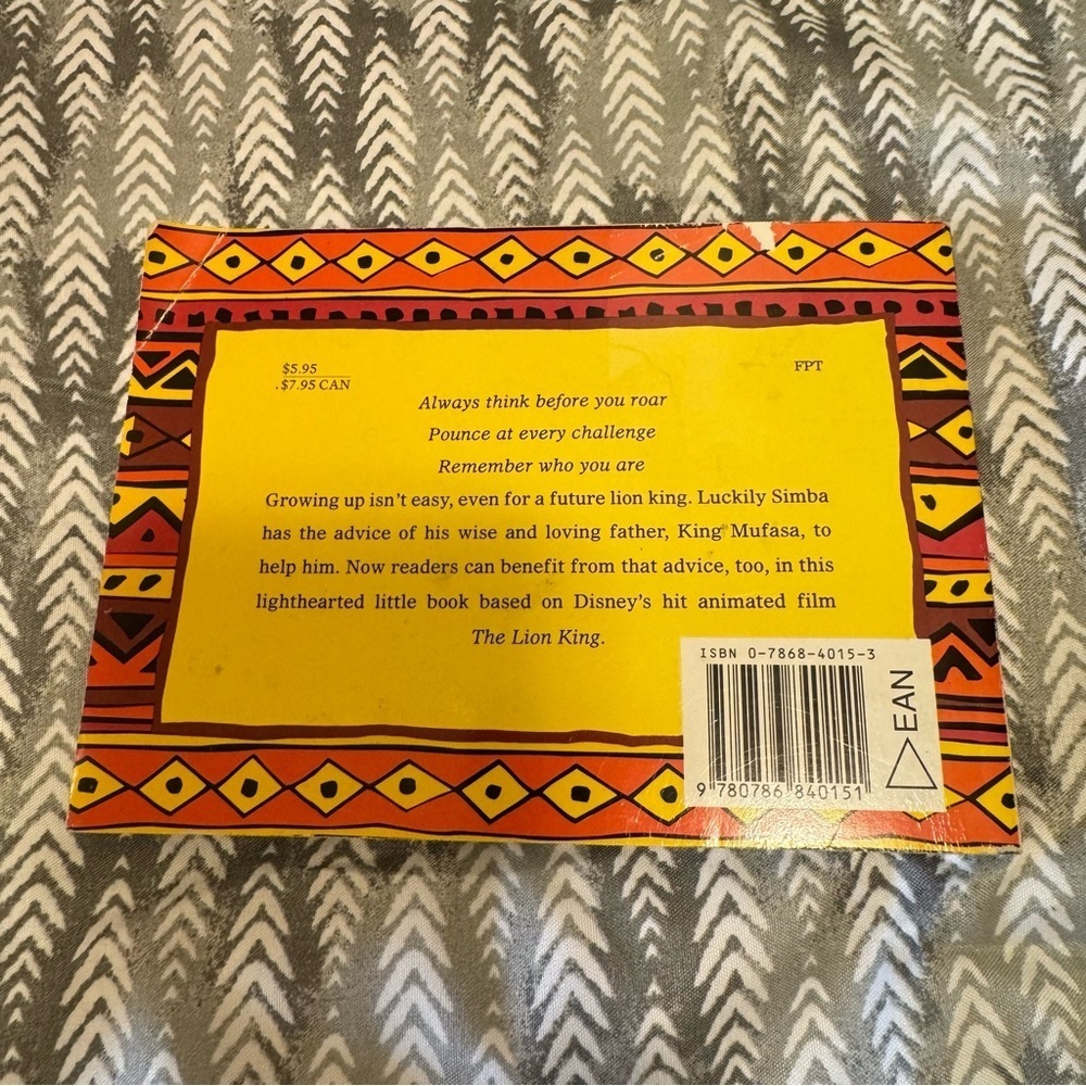 Disney The Lion King Mufasa's Little Instruction Book - Picture 2 of 5
